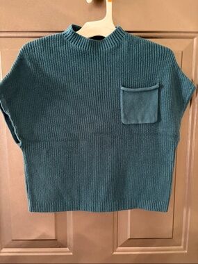 Teal Ribbed Knit Short Sleeve Sweater with Chest Pocket